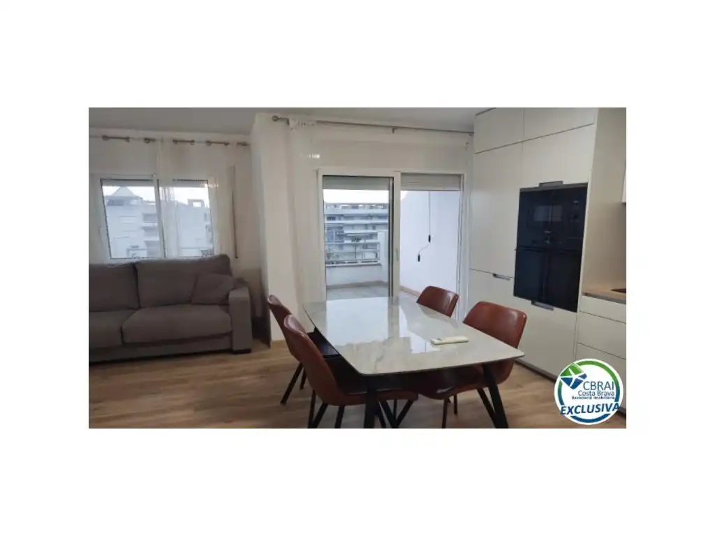 Flat with lift for sale in Avenida Del Port Estaca 20, imagen 2