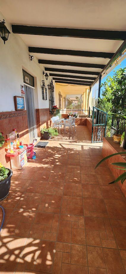 Terrassa de Casa o xalet en venda en Gibraleón amb Terrassa, Traster i Piscina