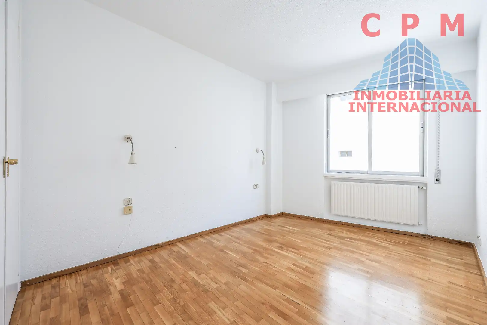 Schlafzimmer von Wohnung zur Miete in Madrid mit Klimaanlage, Heizung und Parkett