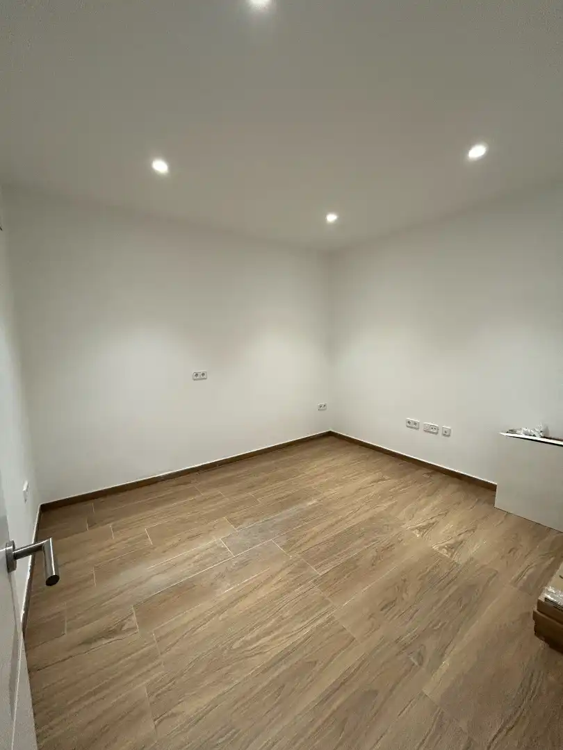 Piso en venta en Figueres con Aire acondicionado, Calefacción y Parquet