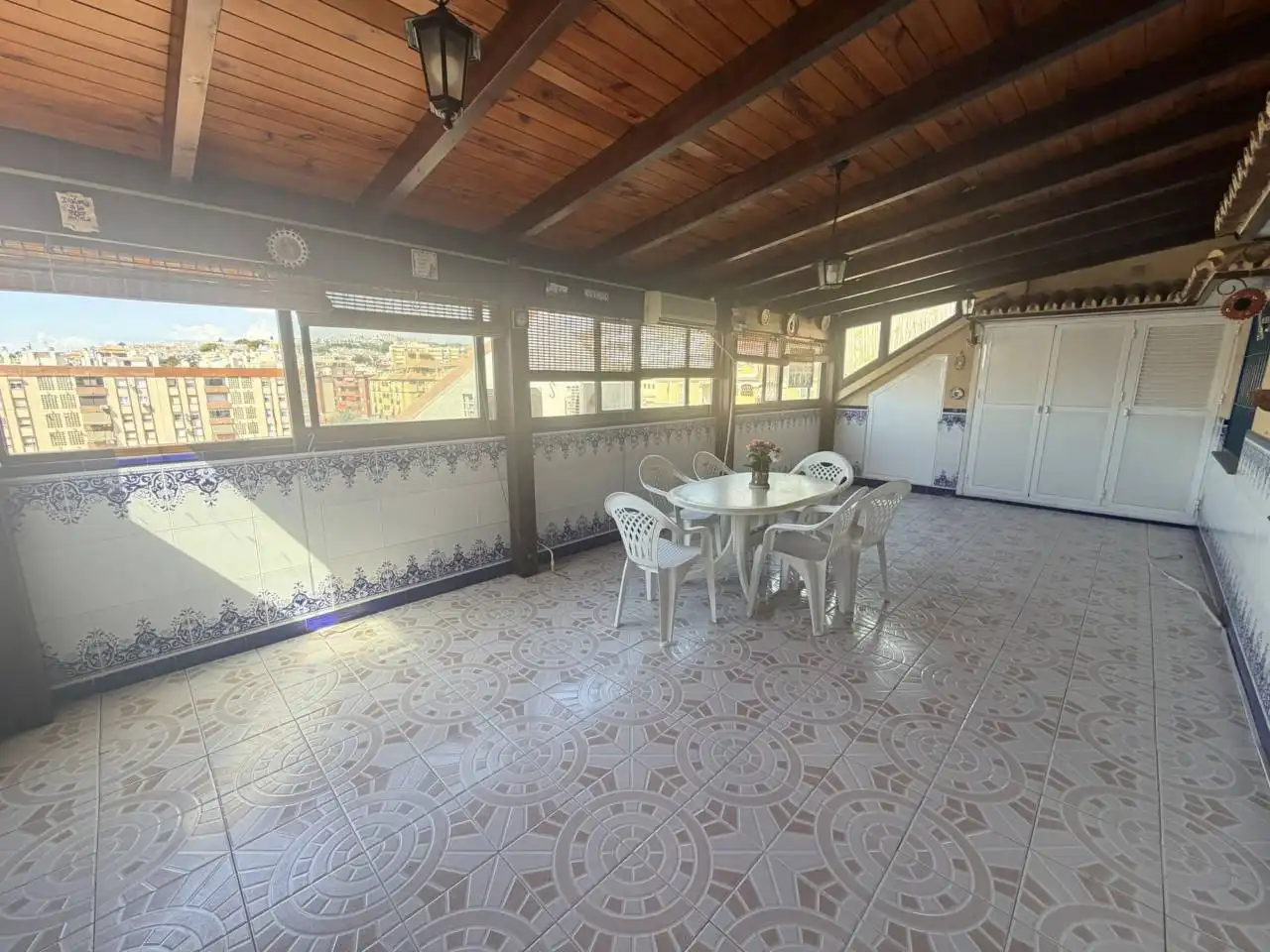 Ático con ascensor en venta en Calle Ronda