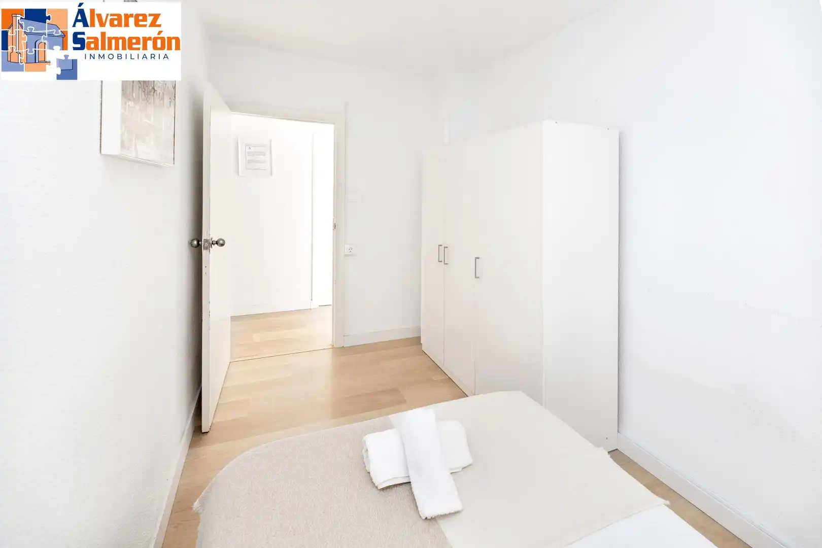 Bedroom of Flat for sale in Granada