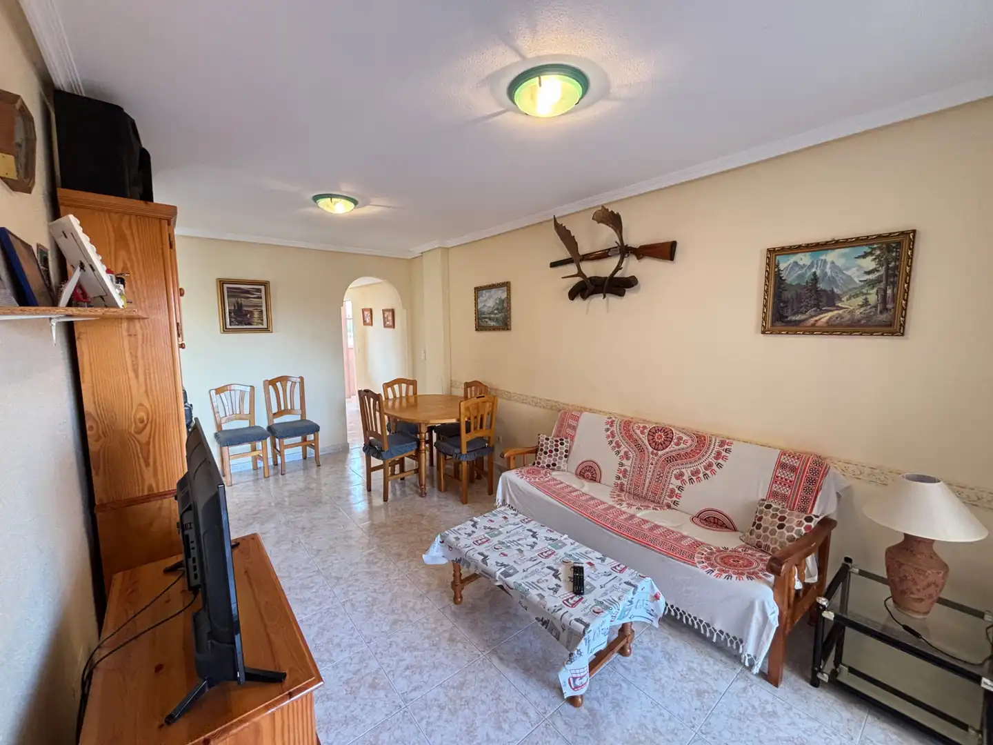 Sala de estar de Piso en venta en Santa Pola con Terraza, Piscina y Amueblado