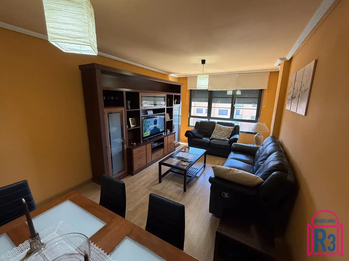 Sala d'estar de Apartament de lloguer en Villaquilambre amb Calefacció, Terrassa i Traster