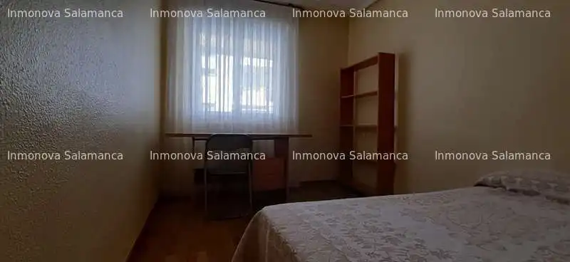 Flat with balcony to rent in San Bernardo - Carmelitas - Campus, imagen 3