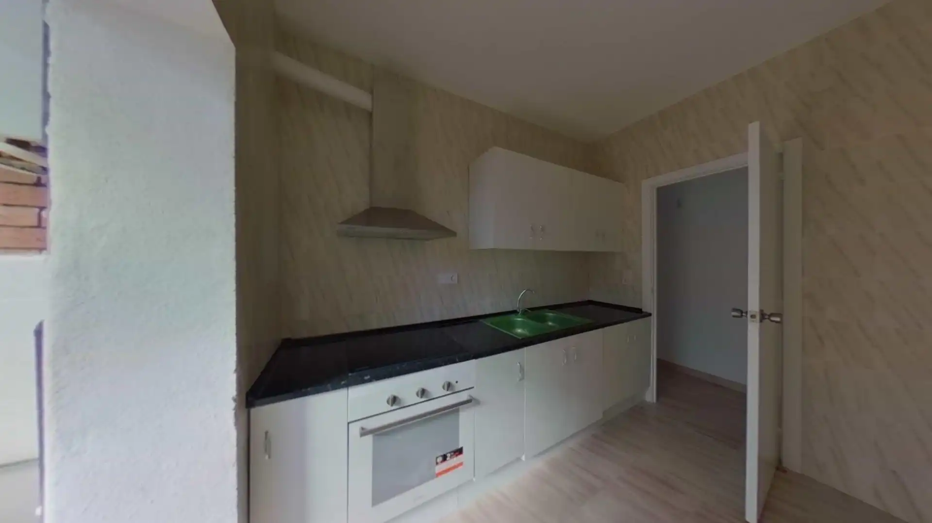 Cuina de Pis en venda en Gavà amb Balcó