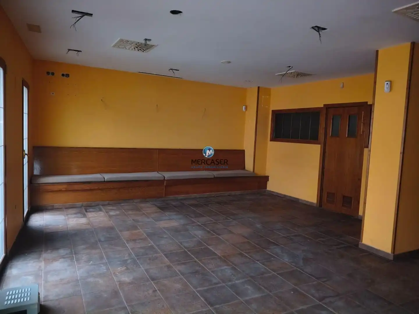 Local comercial en venda a Torres de la Alameda, imagen 2