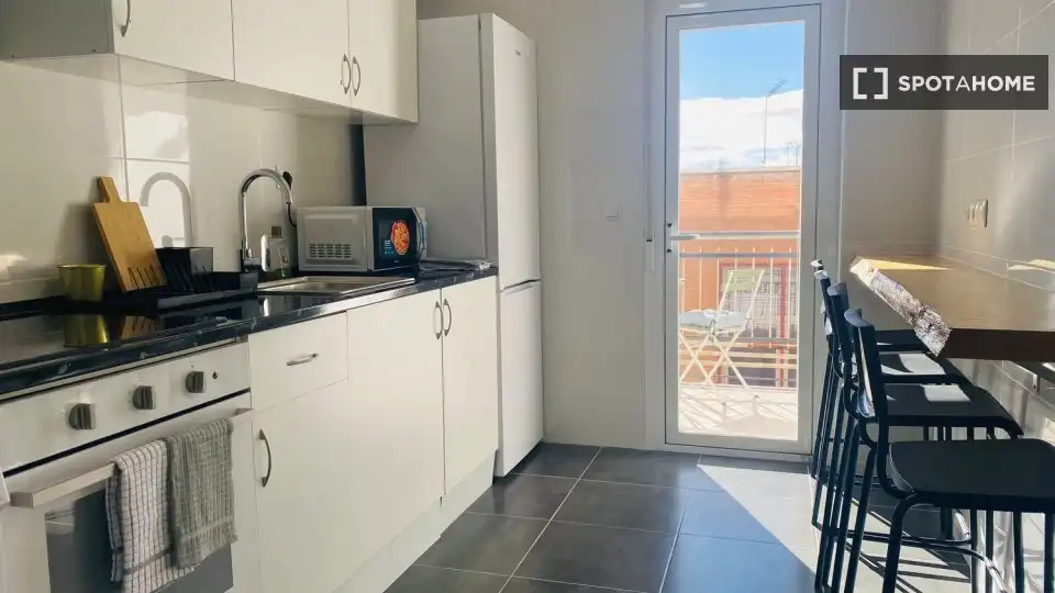 Cocina de Piso de alquiler en Madrid con Aire acondicionado, Calefacción y Amueblado