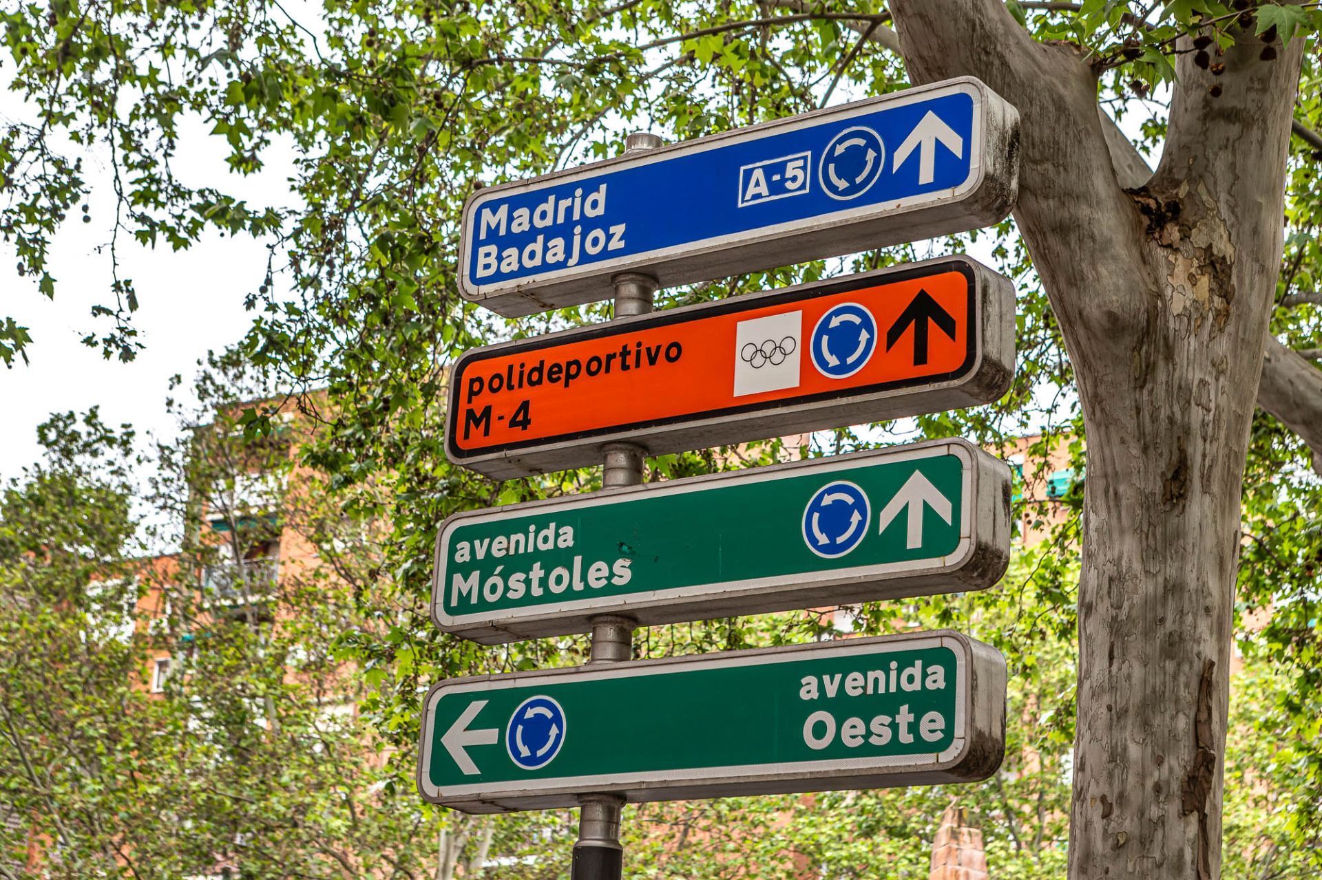 Exterior view of Building for sale in Alcorcón