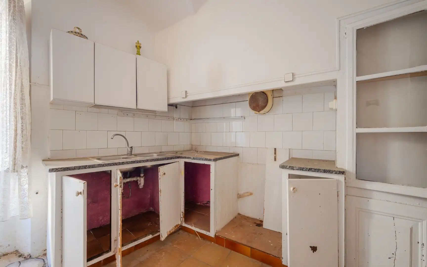 Kitchen of Buildings for sale in Benaguasil