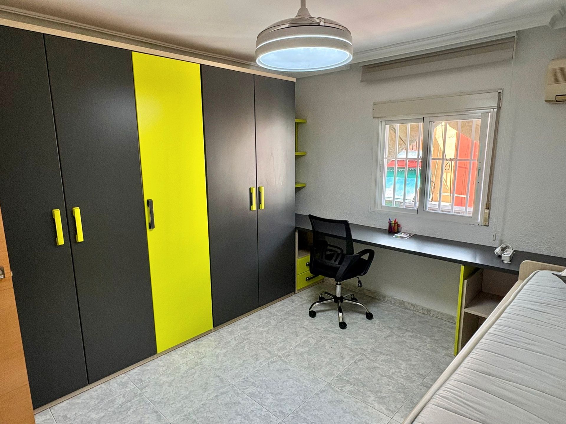 Bedroom of Flat to share in  Jaén Capital  with Air Conditioner and Furnished