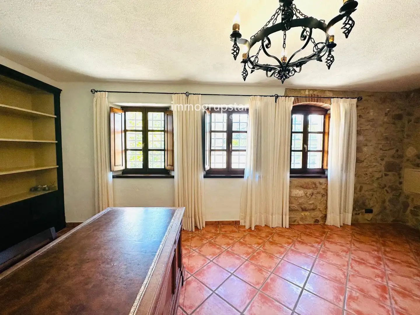 Comedor de Finca rústica en venta en Santa Cristina d'Aro con Terraza, Trastero y Piscina