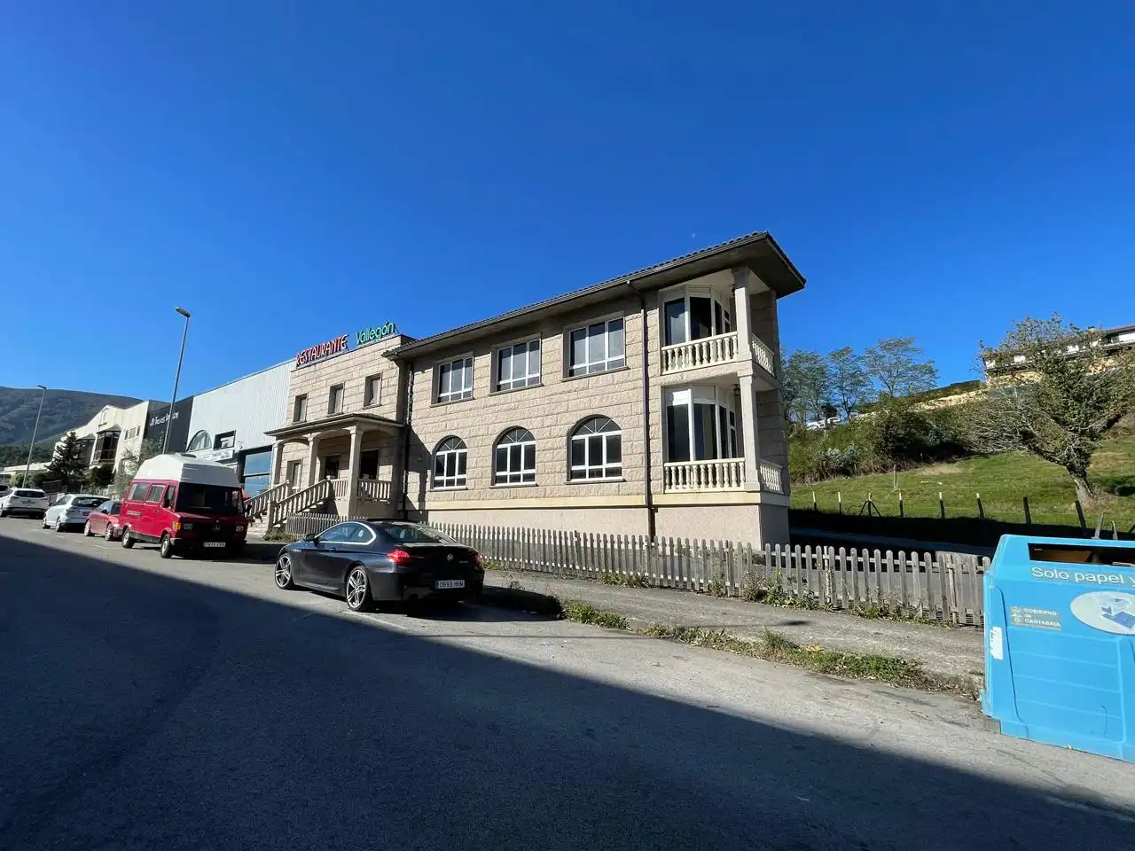 Vista exterior de Piso en venta en Castro-Urdiales con Calefacción