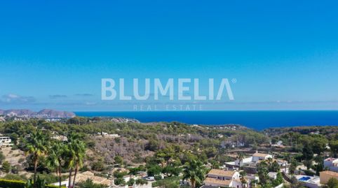 Exclusiva villa ibizenca con vistas al mar en venta en Benissa, immagine 3
