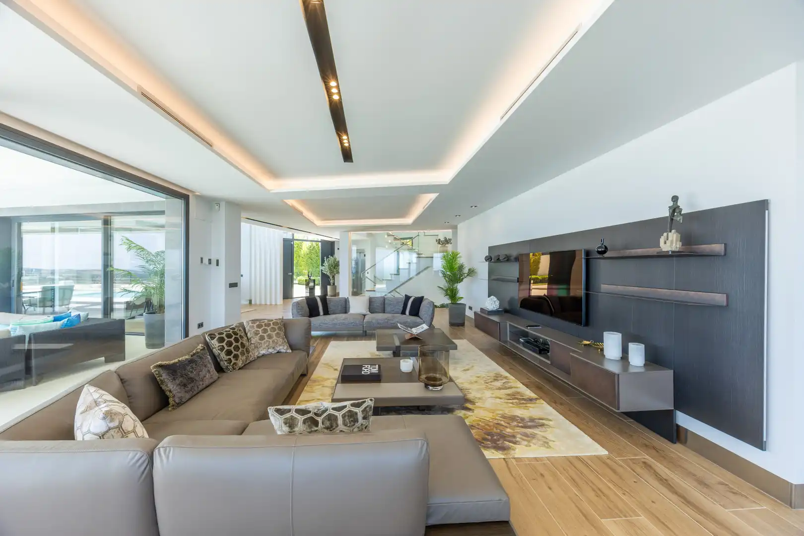 Sala de estar de Casa o chalet en venta en Sotogrande con Aire acondicionado, Calefacción y Jardín privado