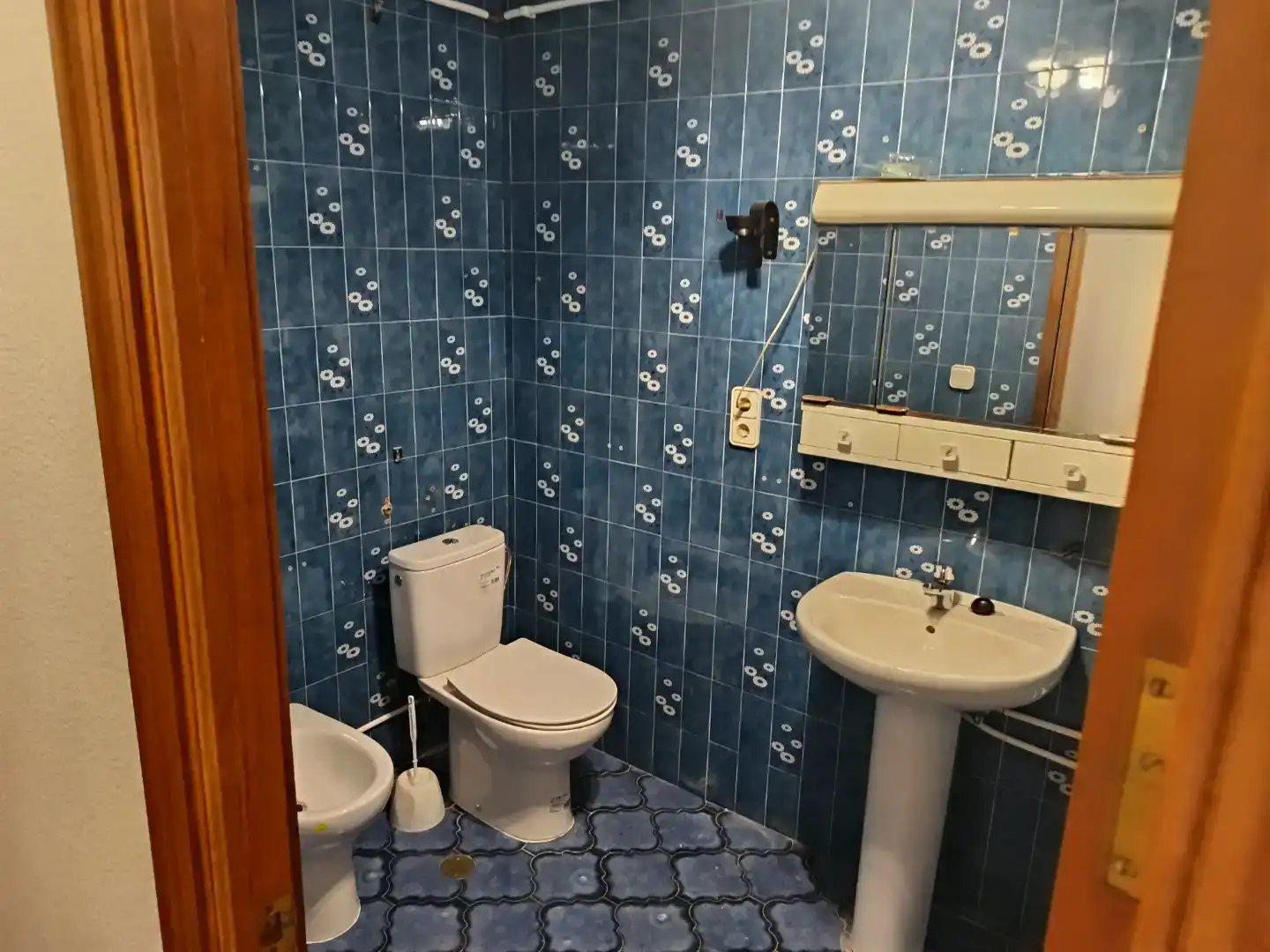 Baño de Piso en venta en Antequera con Balcón