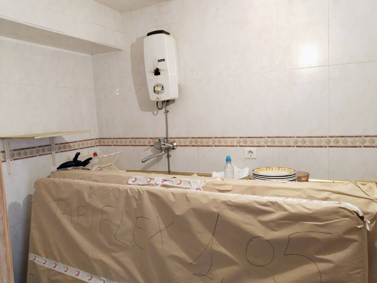 Bathroom of Country house for sale in Merindad de Río Ubierna  with Heating and Parquet flooring