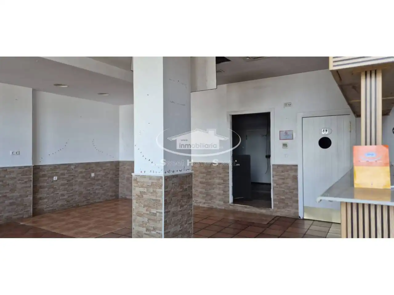 Local de lloguer en Sanlúcar de Barrameda amb Aire condicionat
