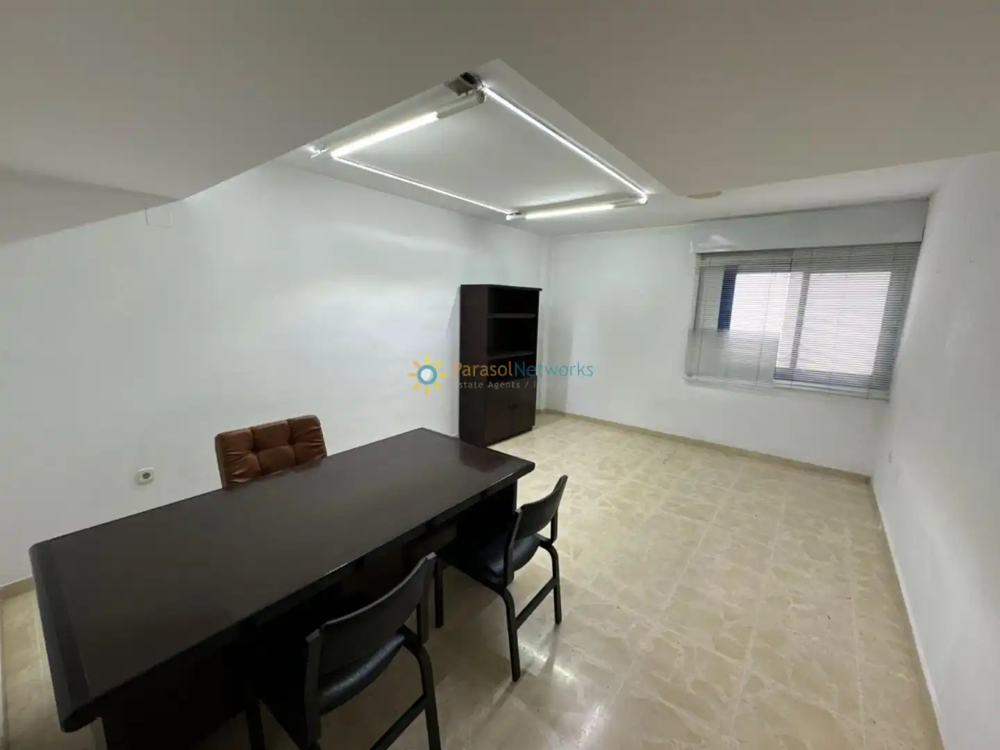 Ufficio con ascensore in vendita a Oliva pueblo, imagen 9