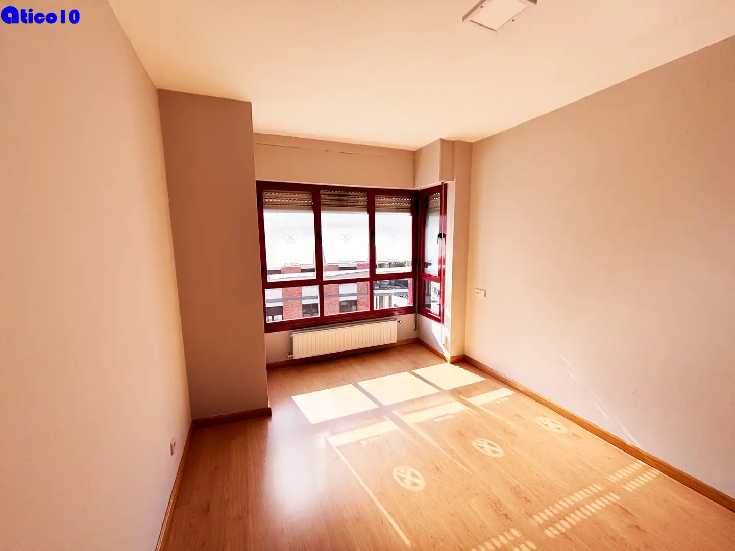 Schlafzimmer von Wohnung zum Verkauf in Oviedo  mit Heizung