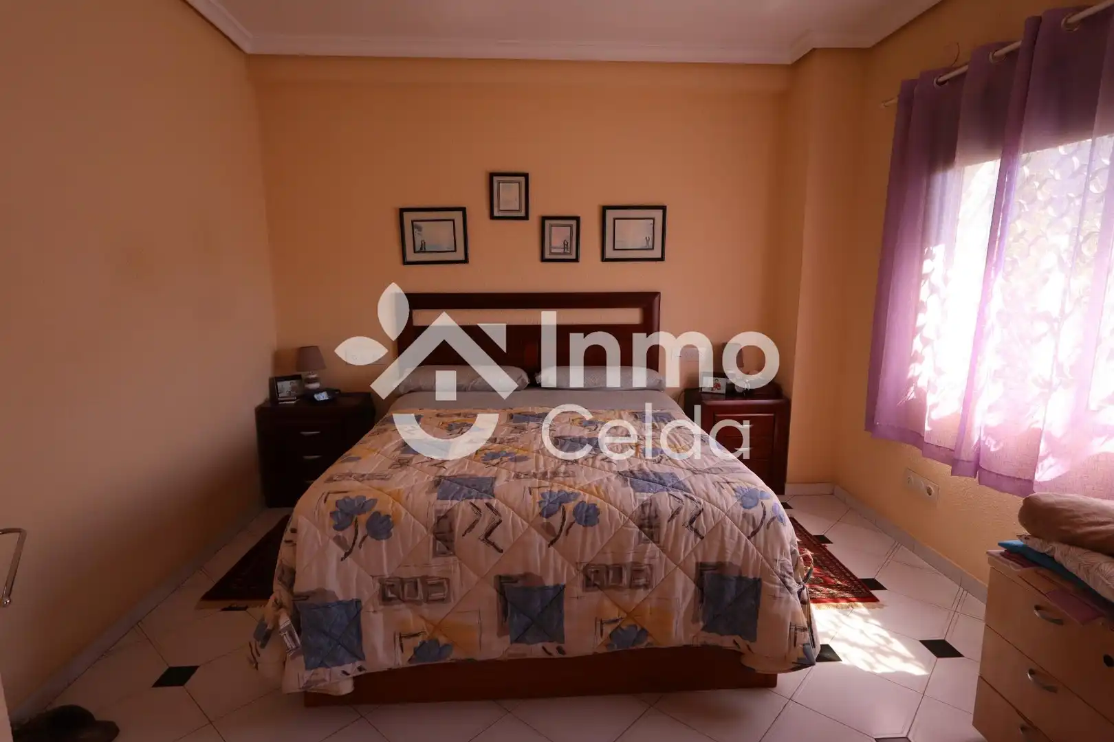 Habitación de Casa o chalet en venta en Chiva con Aire acondicionado, Calefacción y Jardín privado