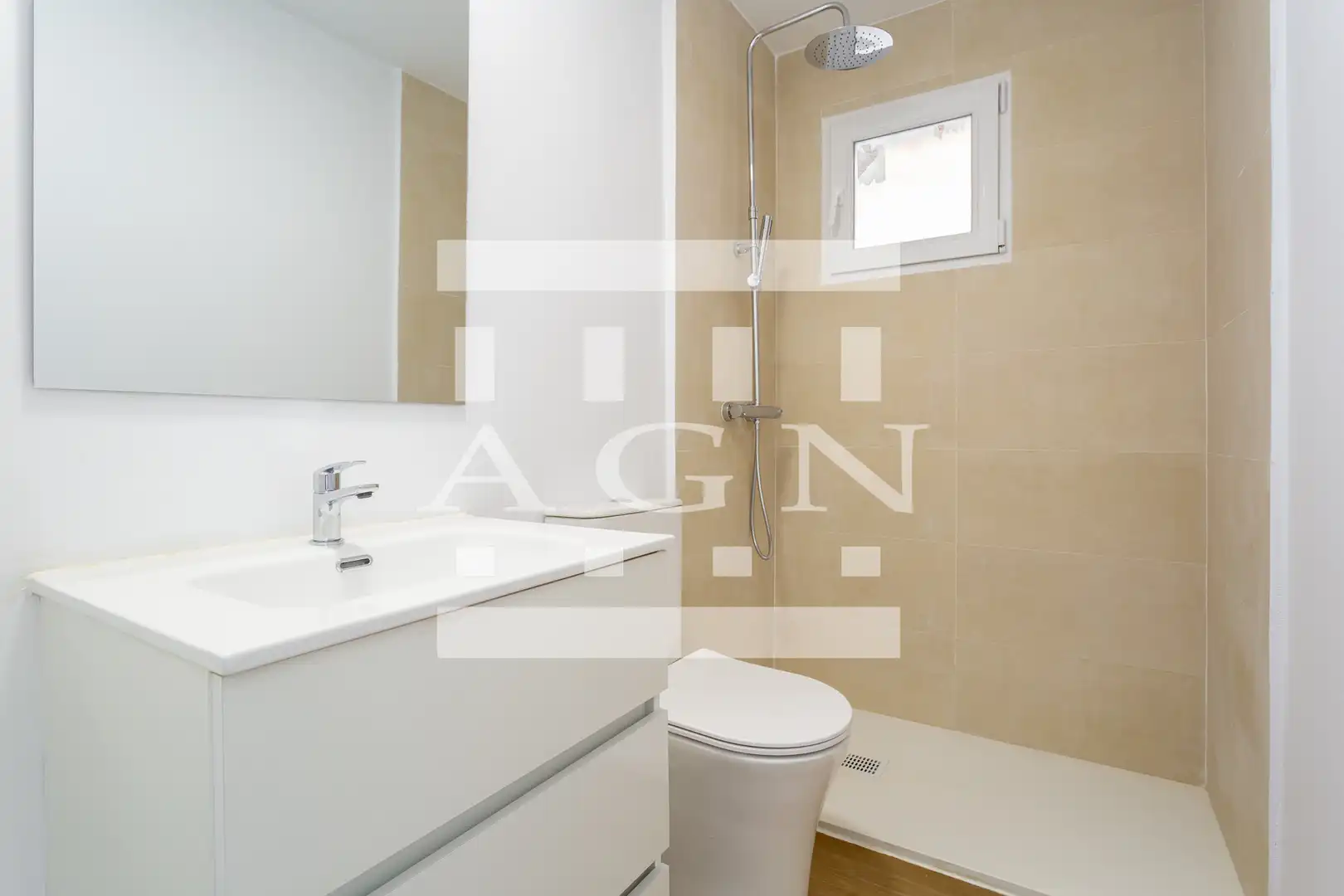 Bathroom of Apartments for sale in Cambrils  with Air Conditioner, Heating and Parquet flooring