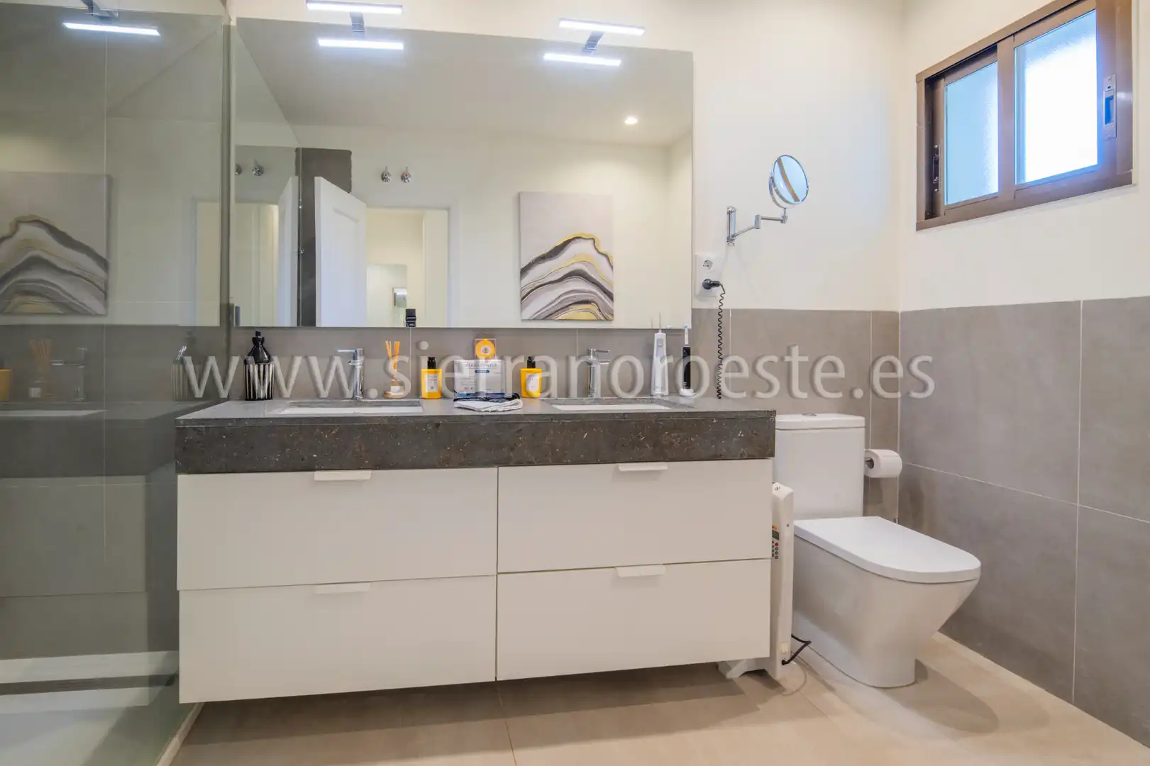 Baño de Casa o chalet de alquiler en Las Rozas de Madrid con Aire acondicionado, Calefacción y Jardín privado