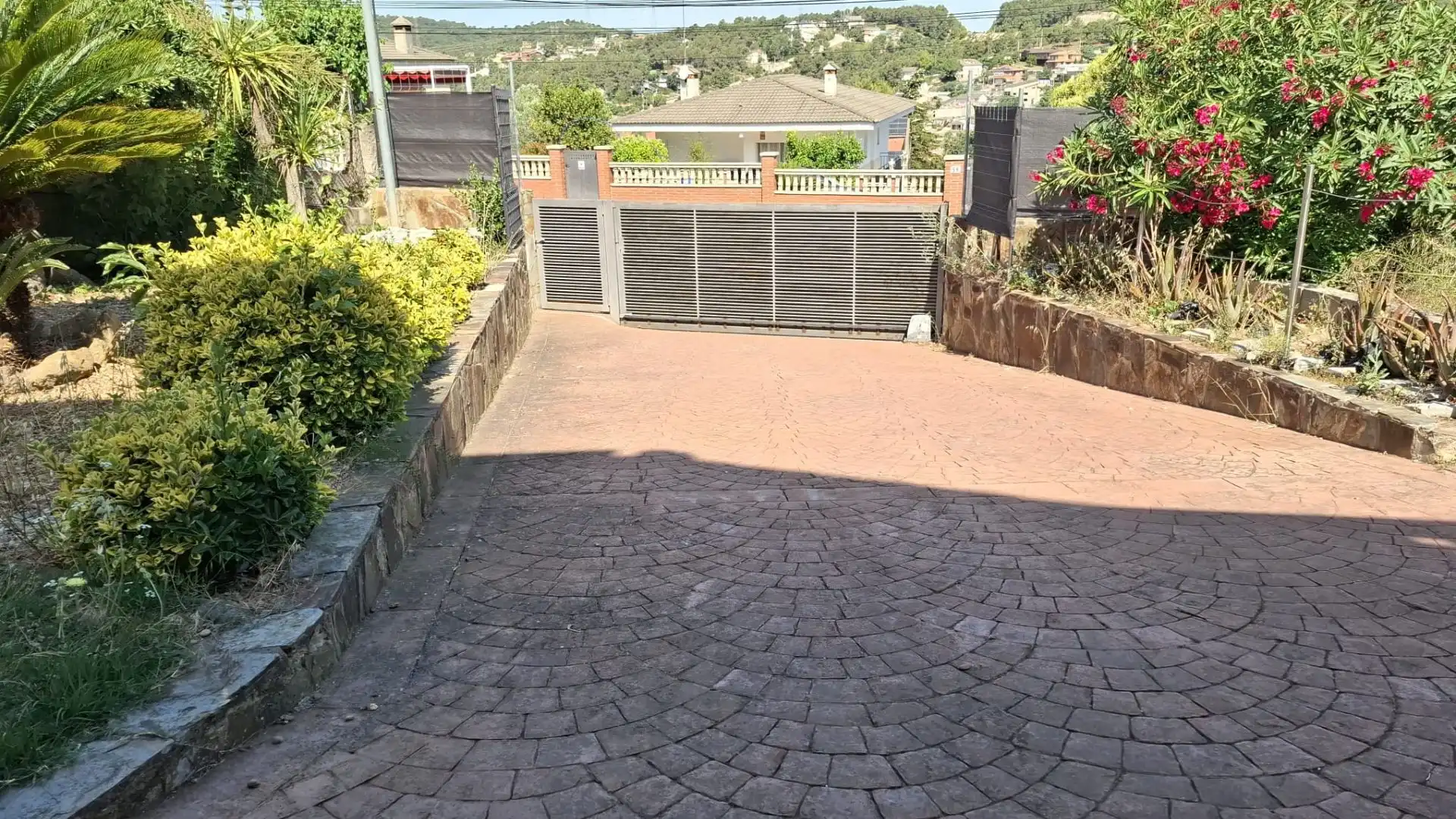 Parking de Casa o chalet en venta en Vallirana con Aire acondicionado, Calefacción y Terraza