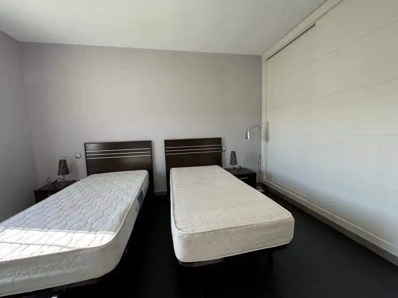 Dormitori de Casa o xalet de lloguer en Marbella amb Aire condicionat, Terrassa i Moblat