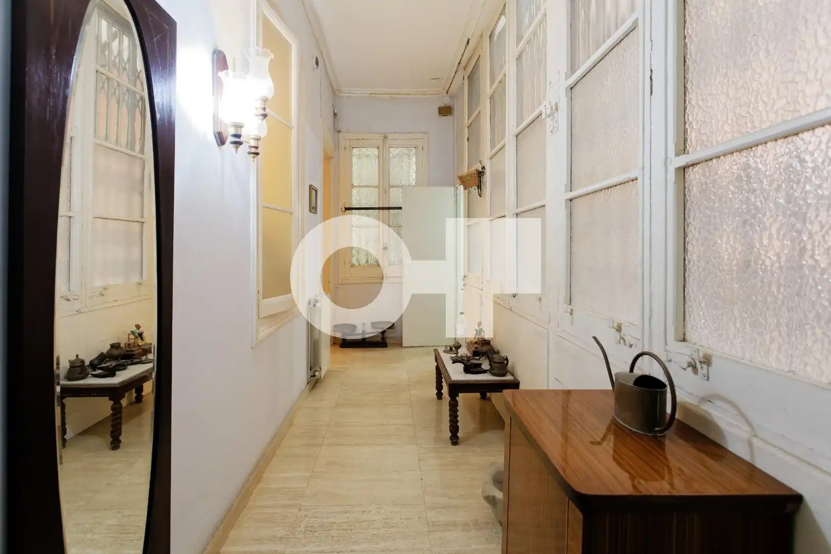 Apartament en venda en Barcelona amb Terrassa, Moblat i Balcó