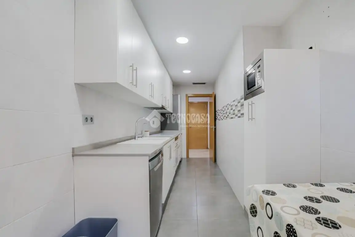 Piso con terraza en venta en Can Mas, imagen 13
