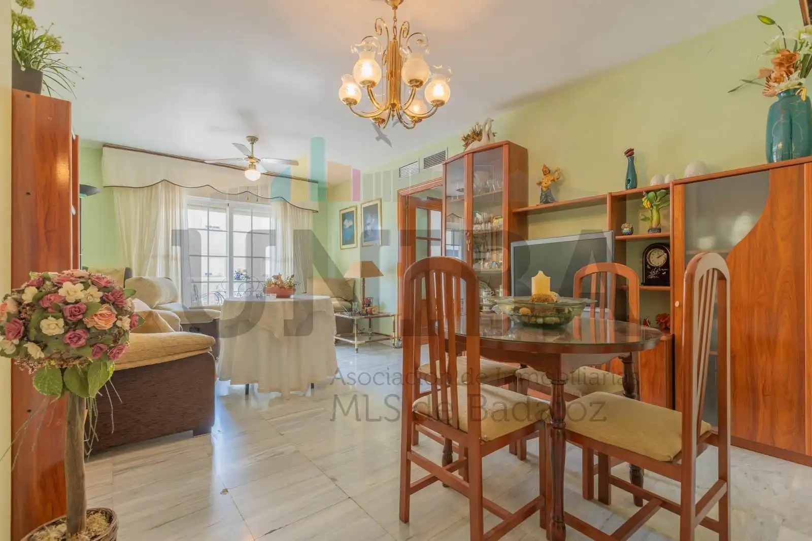 Sala d'estar de Apartament en venda en Badajoz amb Aire condicionat, Calefacció i Terrassa