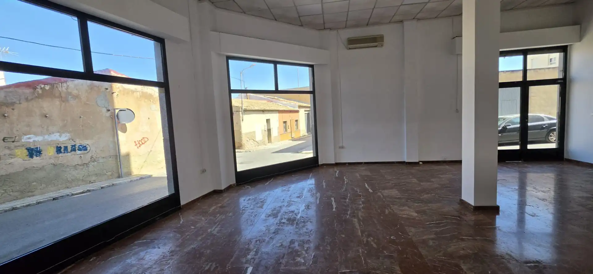 Business premises to rent in Calle Cervantes 39, imagen 2