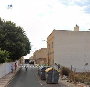 Piso en Venta en Avenida JUAN BONACHERA (R) en Roquetas Pueblo