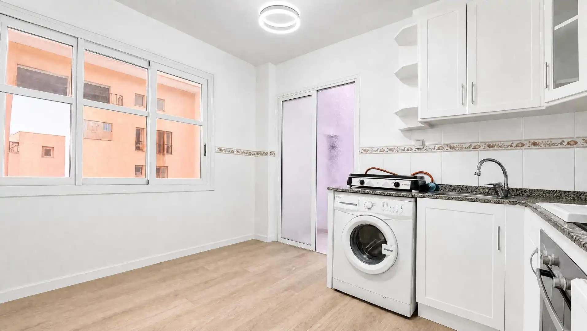 Cocina de Piso en venta en Alicante / Alacant con Balcón