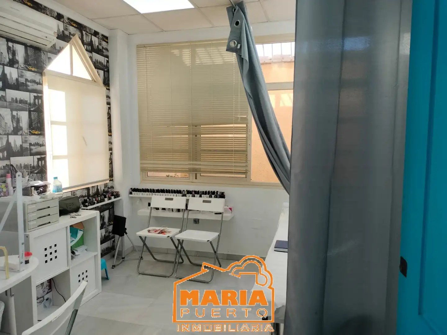 Office for rent in Puerto de la Torre - Atabal