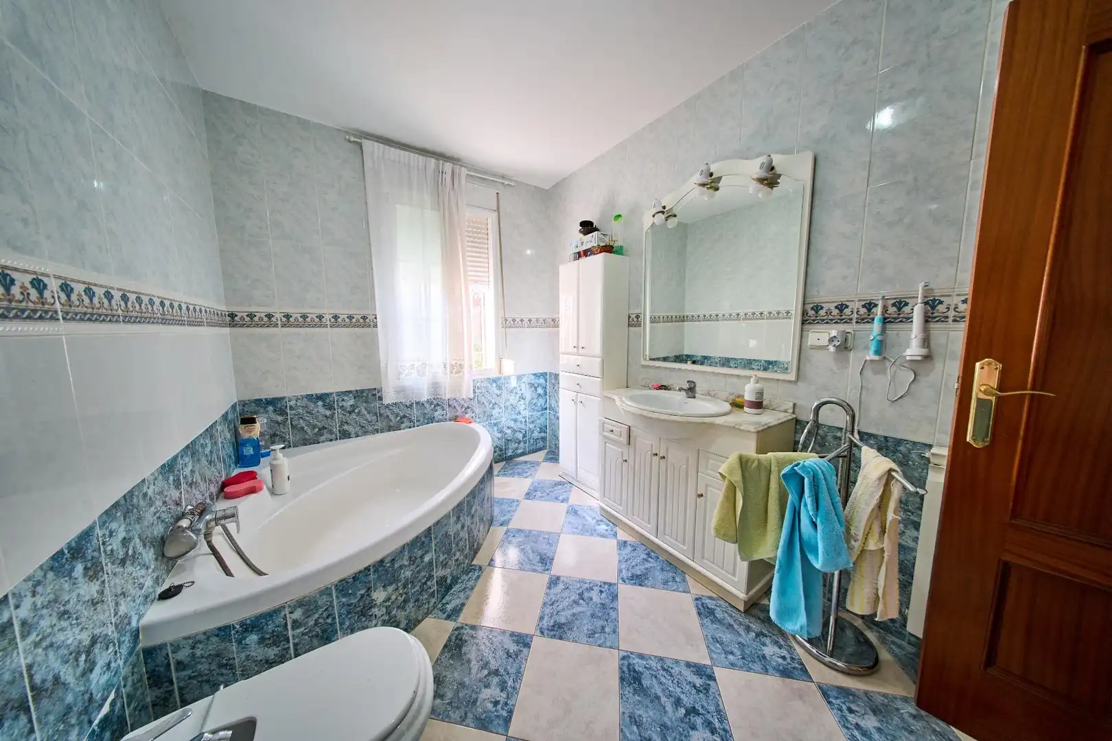 Baño de Casa o chalet en venta en Nívar con Calefacción, Jardín privado y Trastero