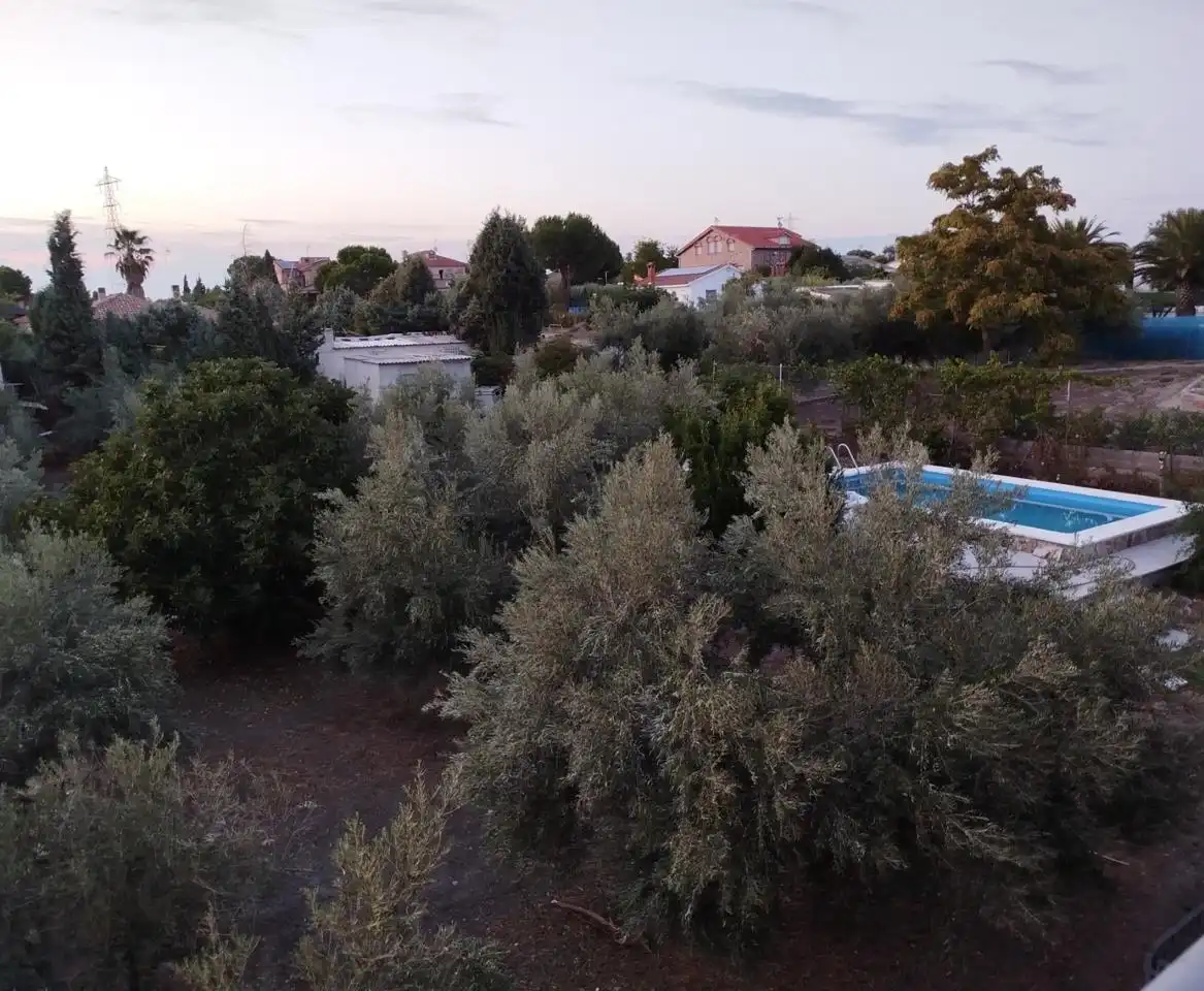 Houses for sale in Illescas  with Air Conditioner, Private garden and Swimming Pool