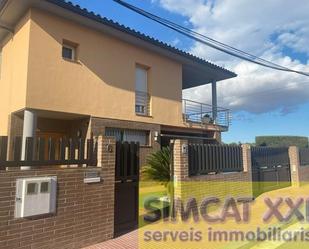 Vista exterior de Casa o xalet en venda en Vilamalla amb Aire condicionat, Calefacció i Piscina