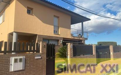 Vista exterior de Casa o xalet en venda en Vilamalla amb Aire condicionat, Calefacció i Piscina