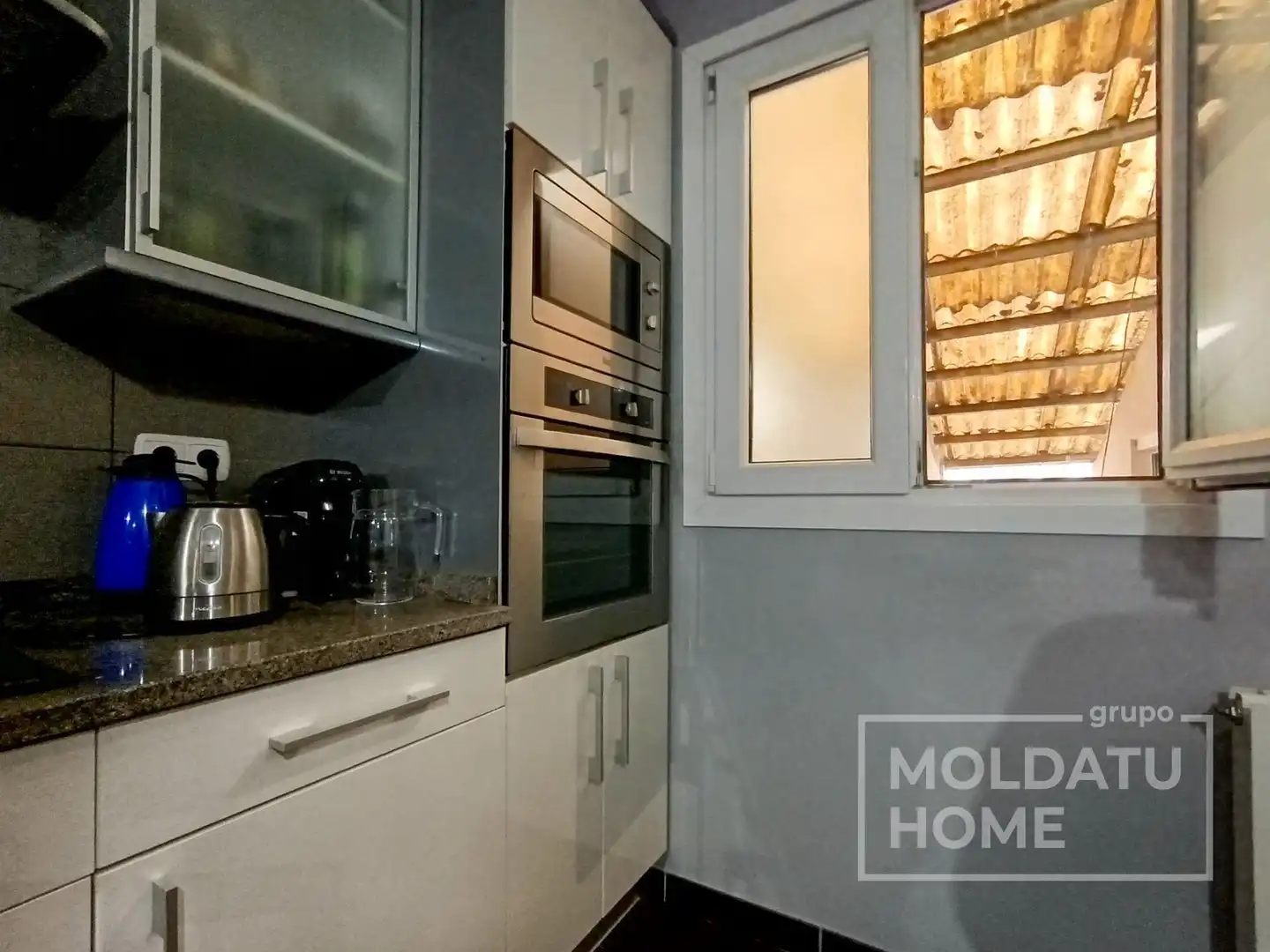 Cocina de Piso en venta en Irun  con Calefacción y Amueblado