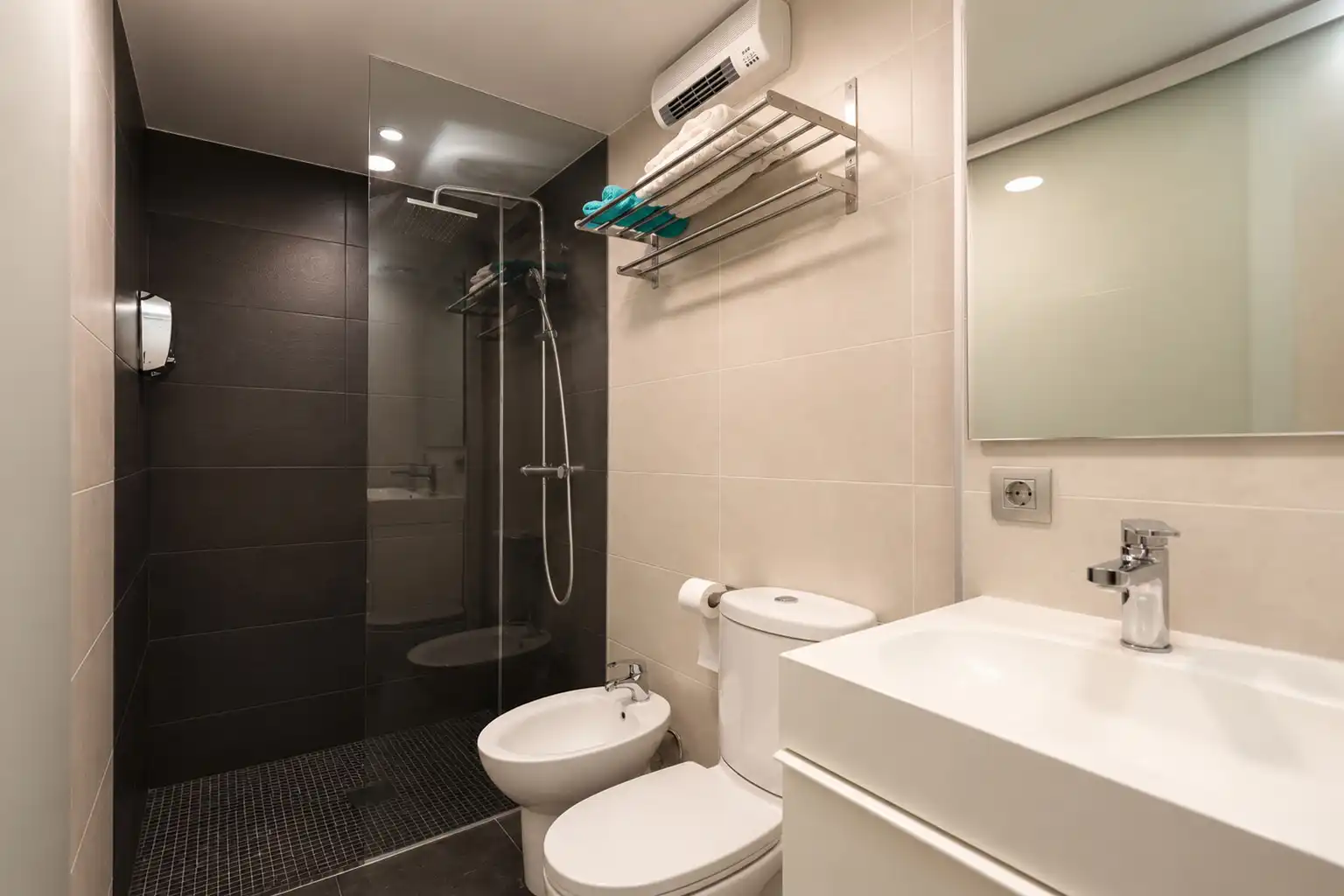 Adosado con terraza en venta en Carrer de Pau Claris, imagen 27