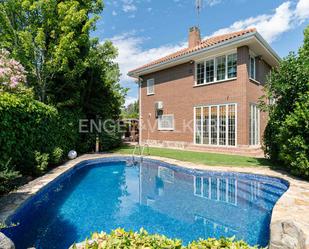 Swimming pool of House or chalet for sale in Las Rozas de Madrid  with Terrace, Swimming Pool and Balcony