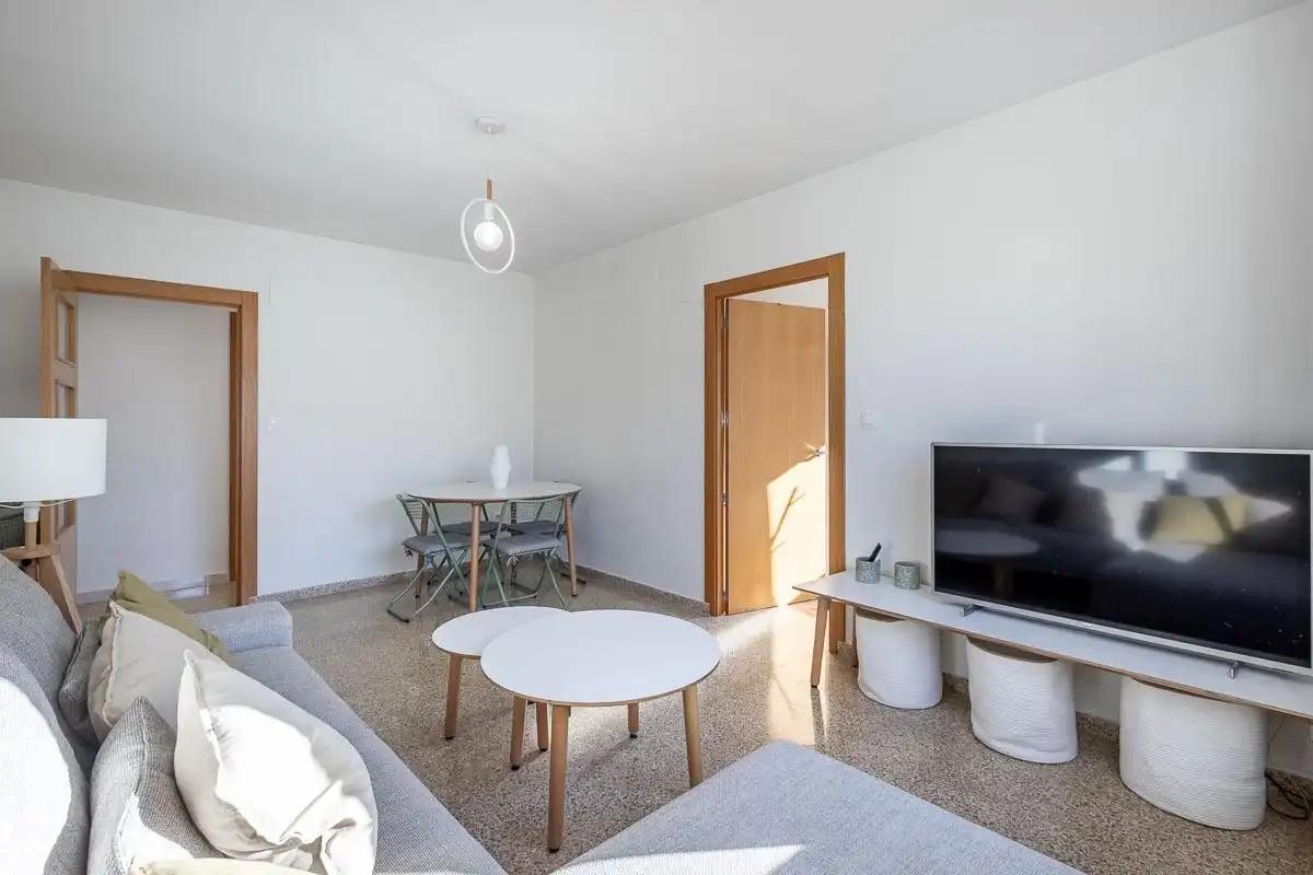 Appartement avec terrasse à louer à Genil, imagen 8