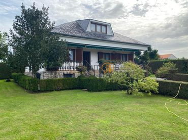 Casa con jardín en venta en Vilanova de Arousa