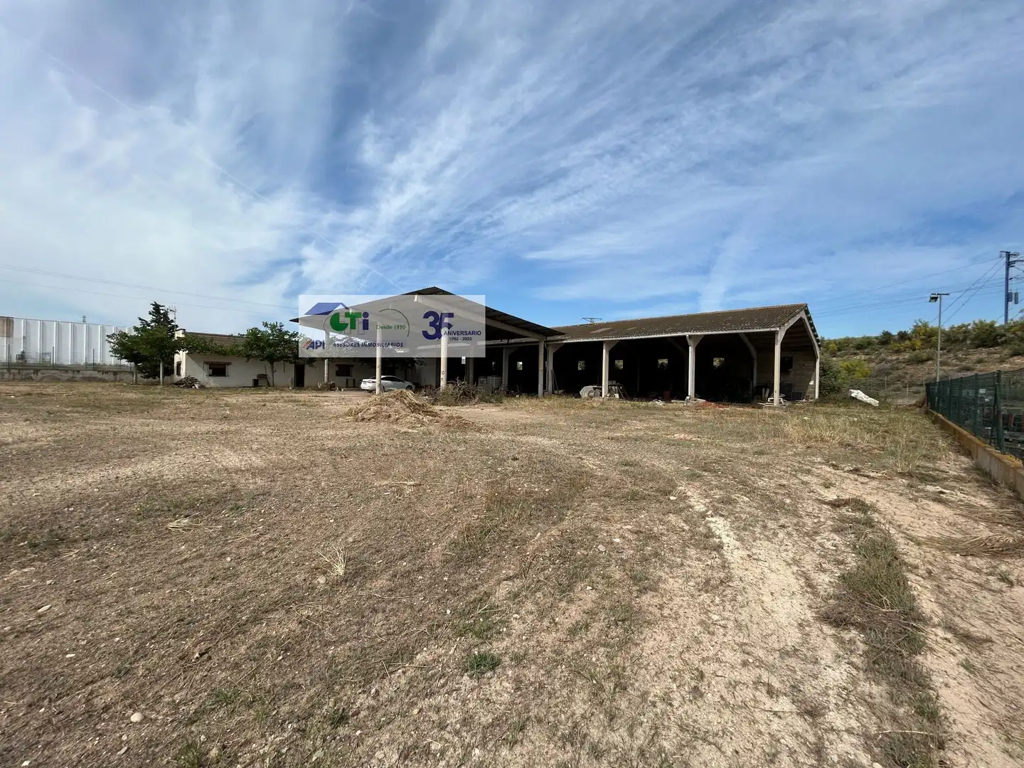 Vista exterior de Residencial en venta en Fuentes de Ebro