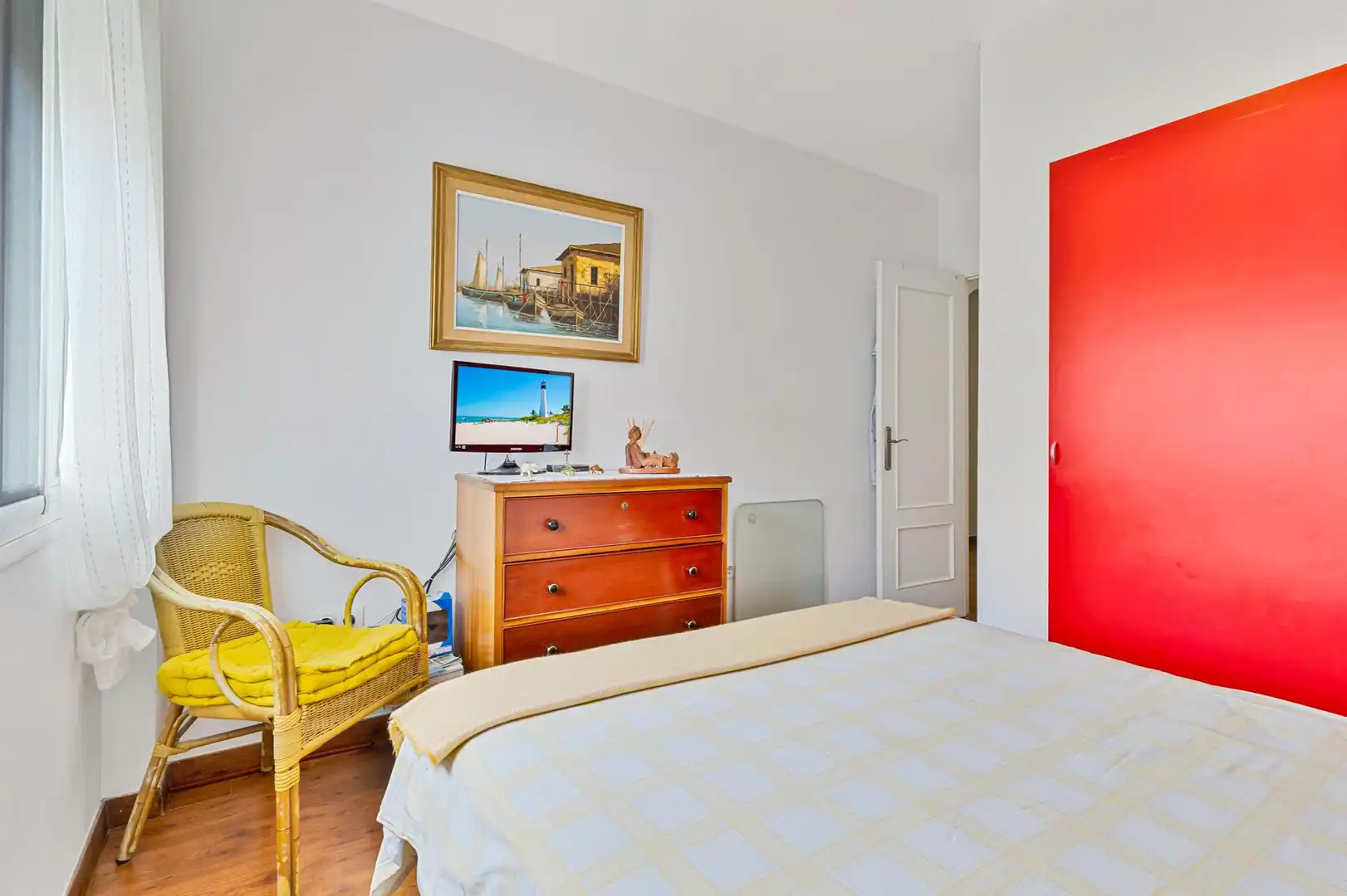 Habitación de Apartamento en venta en Fuengirola con Aire acondicionado, Calefacción y Parquet