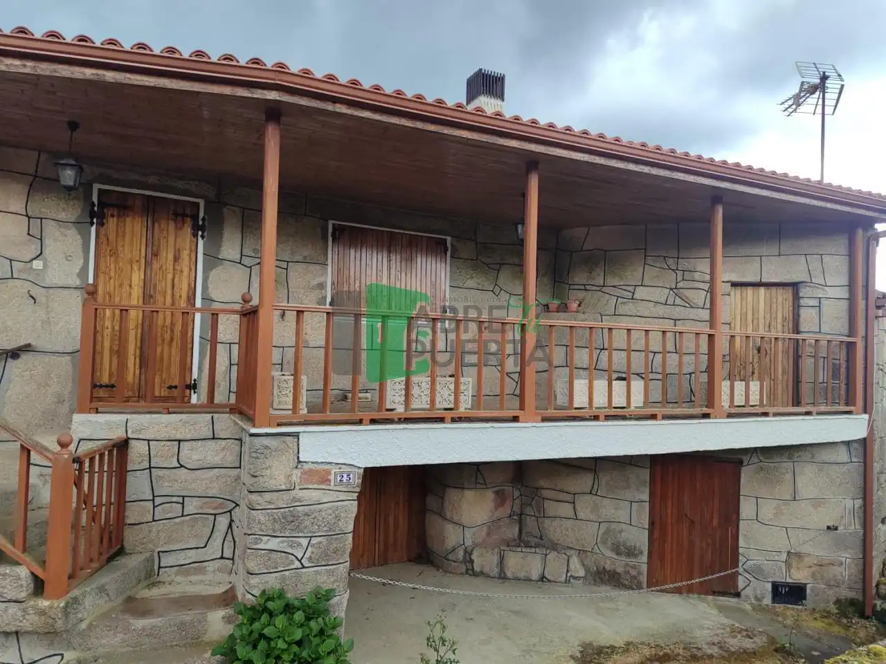 House with terrace for sale in Nogueira de Ramuín, imagen 2