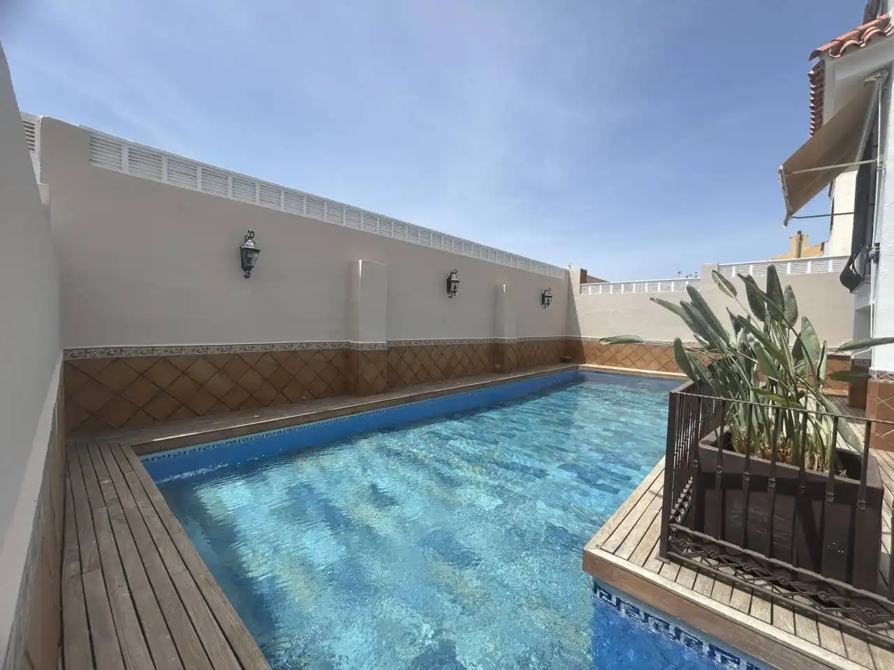 Swimming pool of Houses for sale in Roquetas de Mar  with Air Conditioner, Private garden and Terrace
