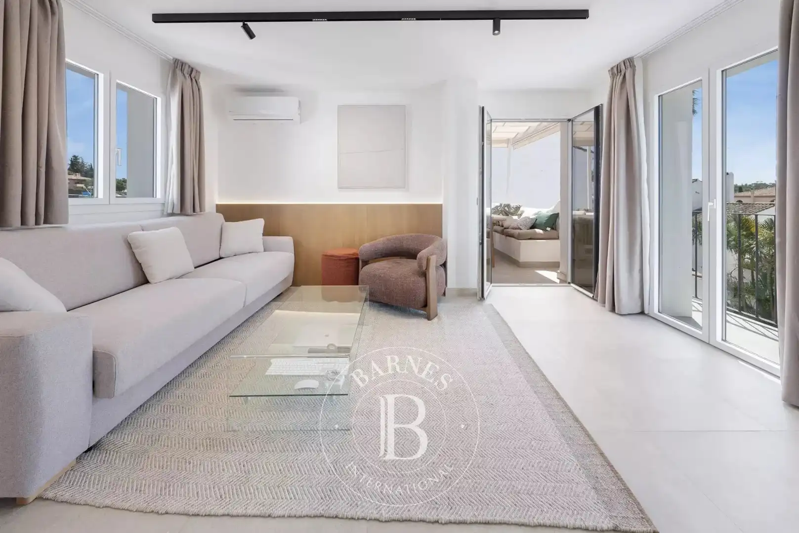 Sala de estar de Piso en venta en Estepona con Aire acondicionado, Calefacción y Terraza